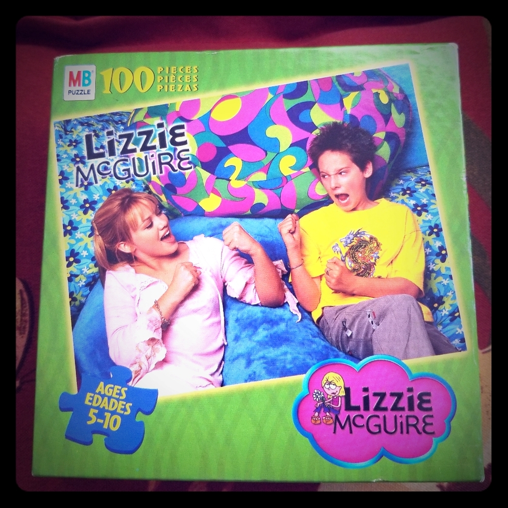 (SOLD) 2K3 Sealed Lizzie McGuire Puzzle